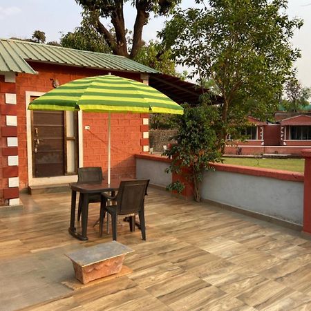 Hotel River Orchid Resort Satara Exterior photo